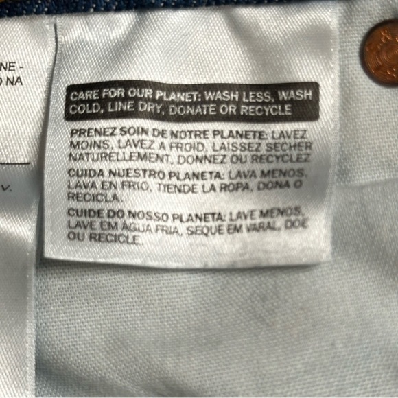 🔴 SOLD- Levi’s Ribcage High Rise Button Fly Cut Off Denim Shorts Distressed - Picture 10 of 11